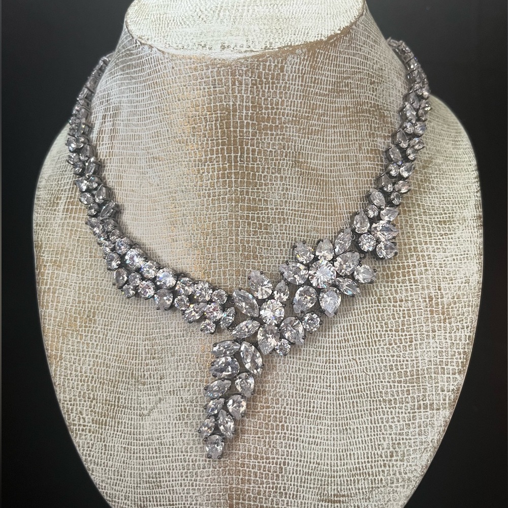 Vintage Amrita Singh crystal necklace